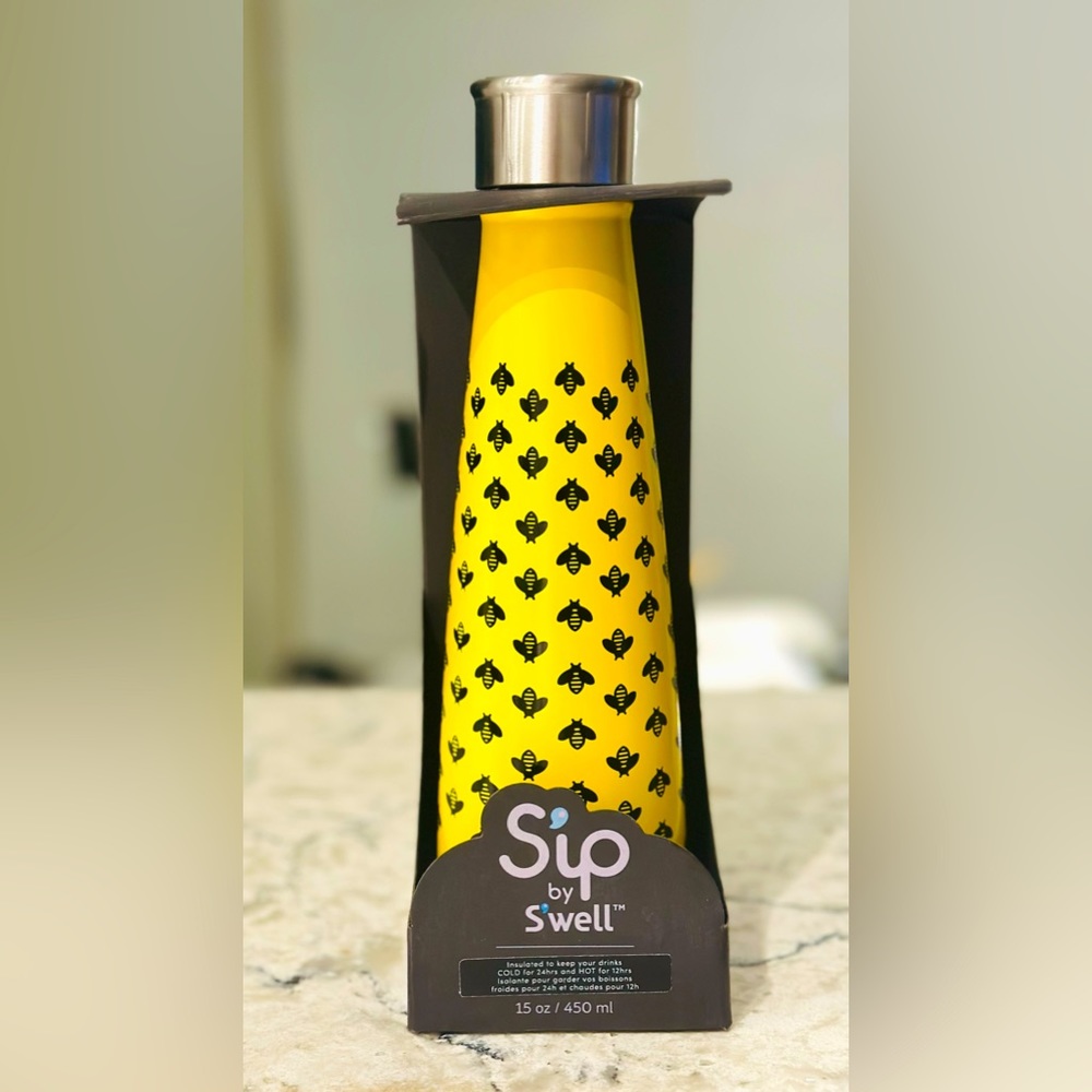 Sip by Swell Bee Print 🐝